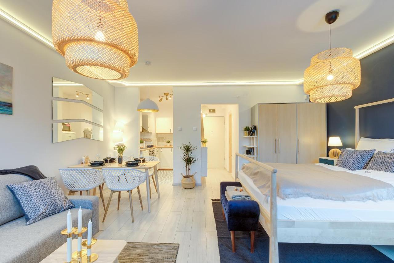 Апартаменты D.Five Gozsdu Garden Studio Будапешт Экстерьер фото